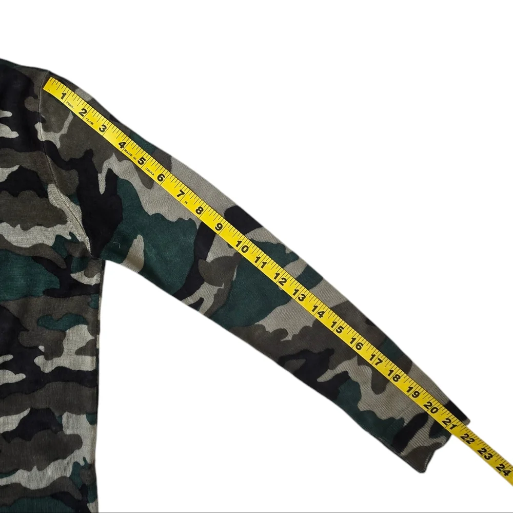 J. Crew camo crew neck lightweight 100% merino wool sweater XS